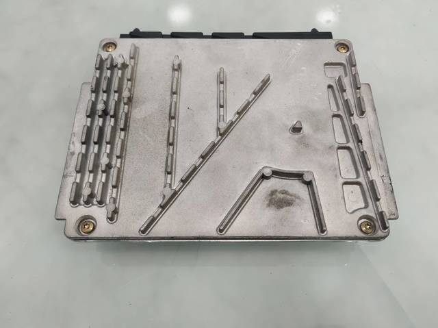 0281010319 ECU  en stock Granada