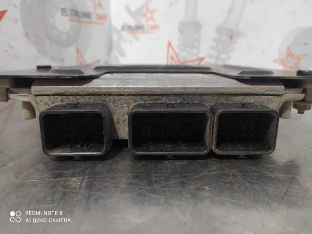 0281010779 PEUGEOT Unidad de control del motor (ECU)  comprar en Jaén