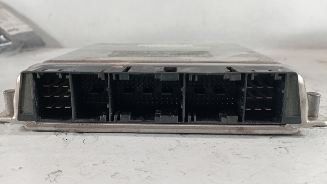 Módulo de control del motor 0281010811 LAND ROVER