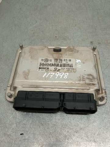 Módulo de control del motor para Volkswagen Passat (3B3)