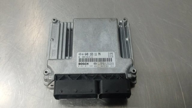 Centralina Del Motor / Modulo De control Del Motor (ecu) 0281011348 Mercedes