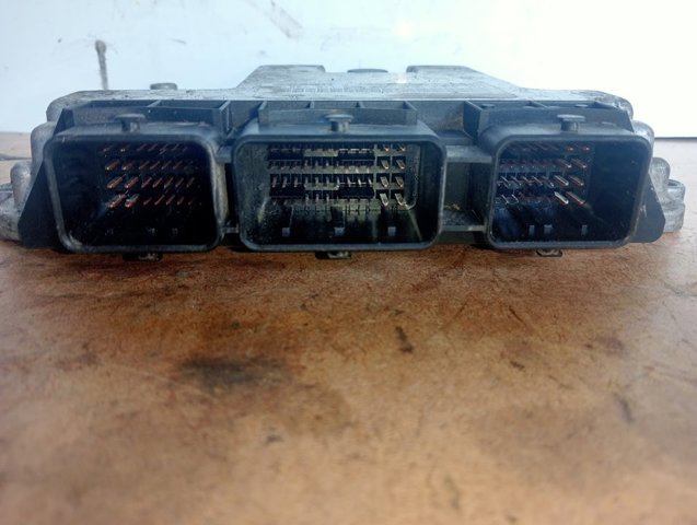 Centralina Del Motor 0281011529 NISSAN