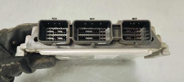 RENAULT 0281011776 Unidad de control del motor (ECU)  disponible Lugo