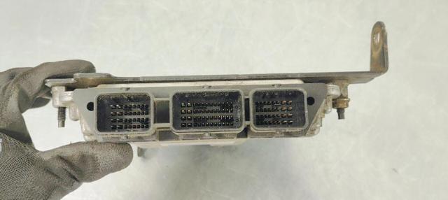 RENAULT 0281011776 Unidad de control del motor (ECU)  disponible Lugo