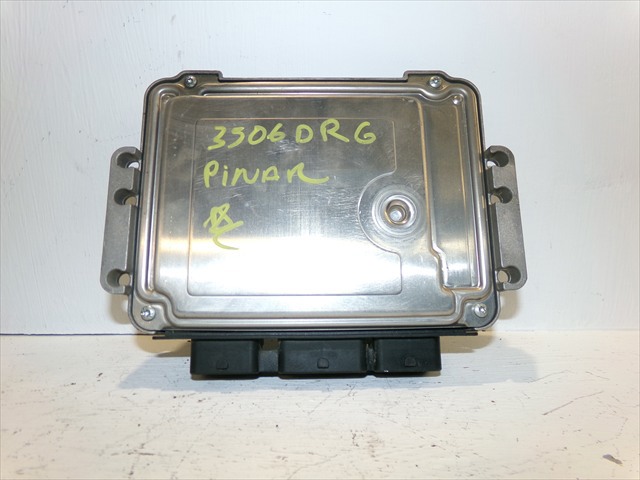 0281011969 RENAULT ECU comprar Alcalá