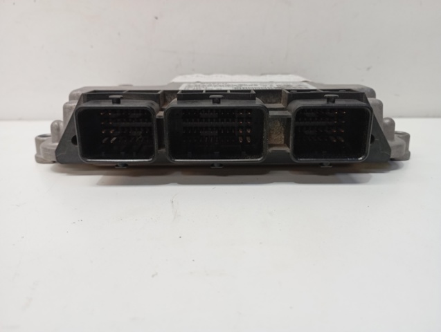 PEUGEOT 0281013334 Unidad de control del motor (ECU)  comprar en Ponferrada