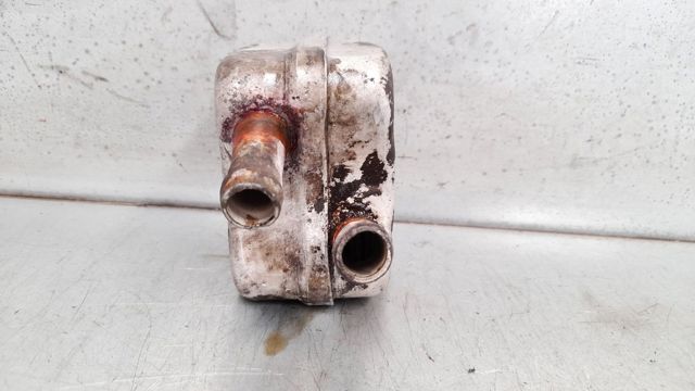 028117021B Radiador de aceite debajo del filtro  en stock Castellón