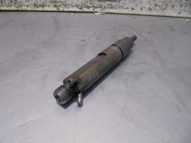VAG 028130201 Inyector de combustible  disponible Valladolid