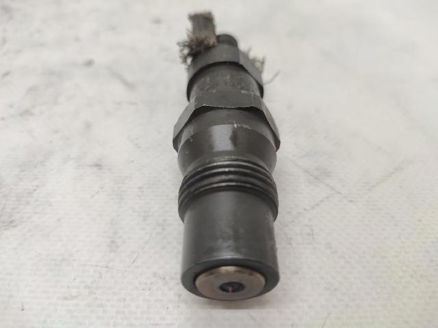 028130201C Inyector de combustible  comprar en Reus