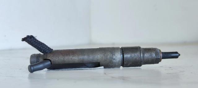 028130201S Inyector de combustible  disponible Burgos