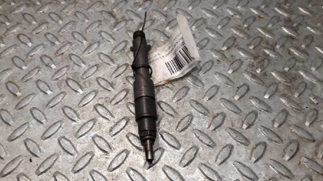 Comprar Inyector de combustible Audi A6  4B2, 4B4 a bajo precio