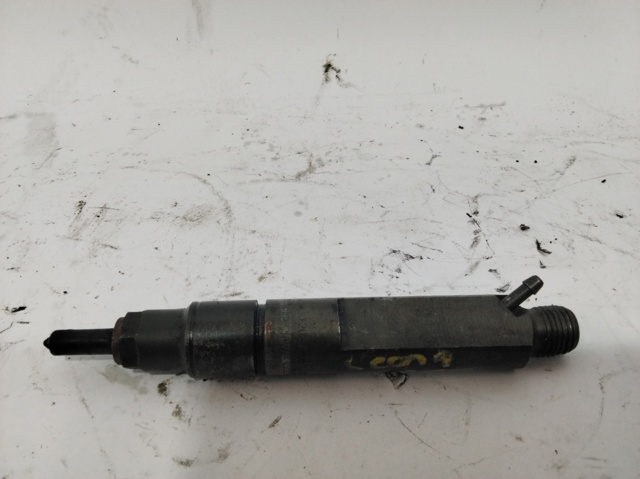 028130202P VAG Inyector de combustible  disponible Ourense