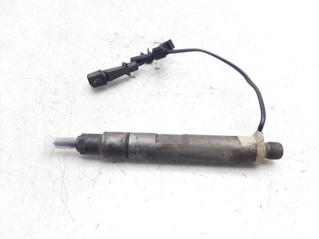 028130203E VAG Inyector de combustible  disponible Ourense