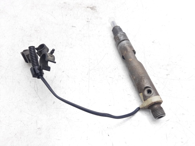 028130203E VAG Inyector de combustible  comprar en Jaén
