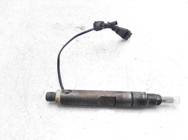 VAG 028130203E Inyector de combustible  comprar en Albacete