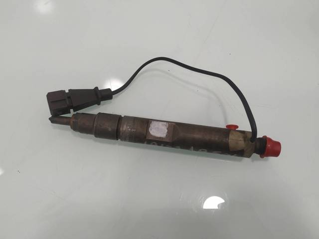 028130203E Inyector de combustible  comprar en Reus