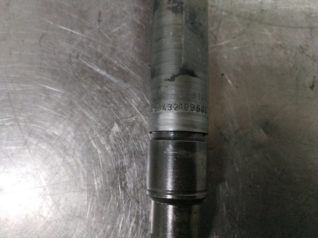028130203F VAG Inyector de combustible  comprar en Oviedo