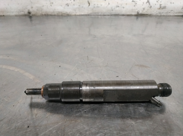VAG 028130203F Inyector de combustible  comprar en Ponferrada