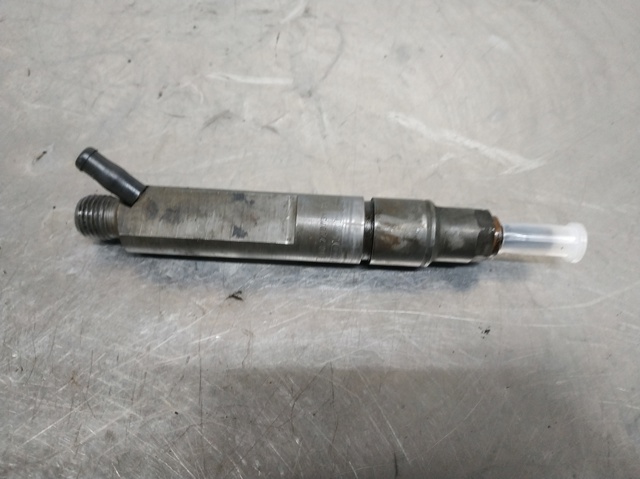 028130203F VAG Inyector  en stock Huelva