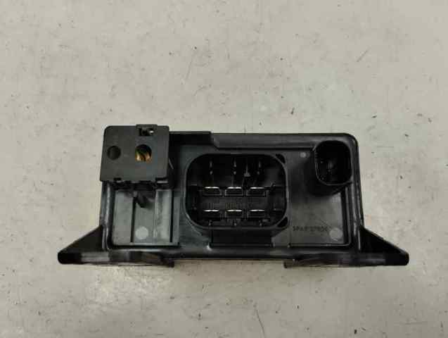 Relé de precalentamiento 0285454032 MERCEDES