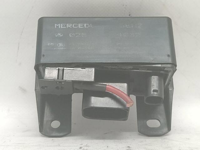Caja precalentamiento bujias 0285454032 MERCEDES