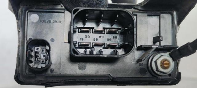 Relé de bujía de precalentamiento Mercedes CLK C209