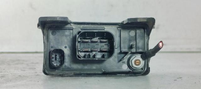 Relé de bujía de precalentamiento Mercedes CLK C209