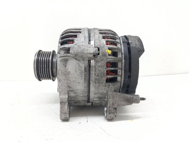 VAG 028903018X Alternador  en stock Salamanca