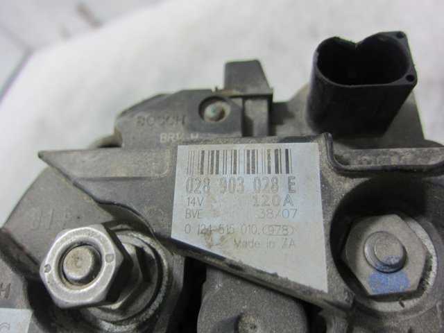 VAG 028903028E Alternador  en stock Valencia
