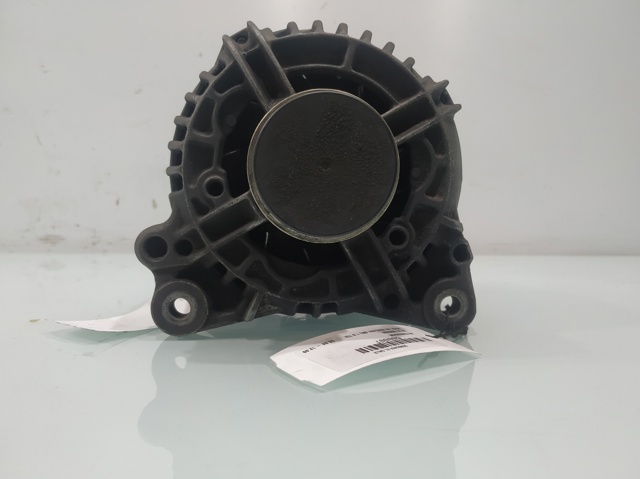 VAG 028903029B Alternador  en stock Valencia