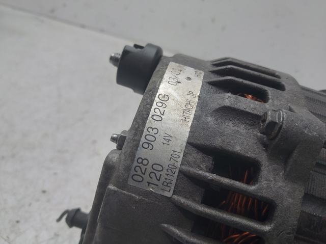 VAG 028903029G Alternador  en stock Salamanca