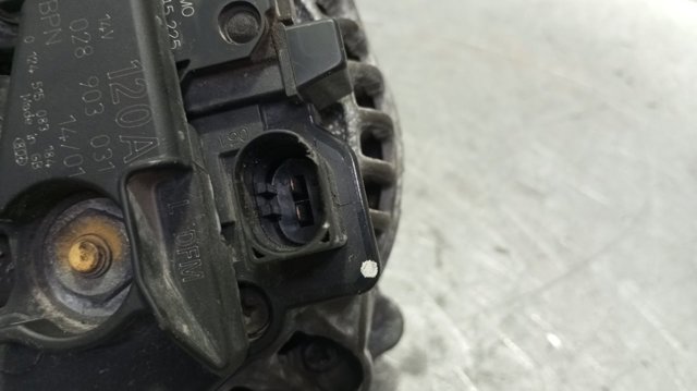 VAG 028903031 Alternador  comprar en Albacete