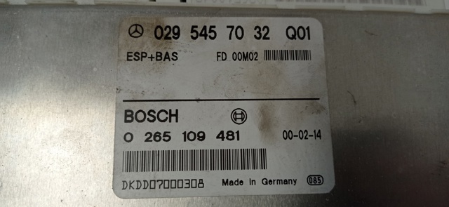 0295457032 Mercedes