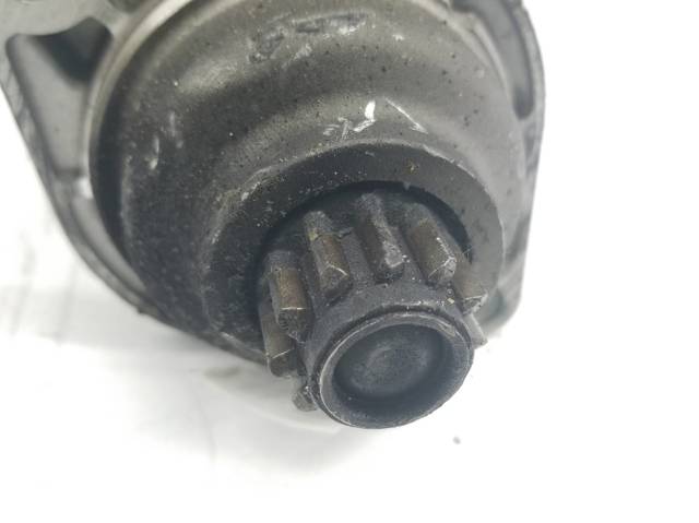 VAG 02A911024B Motor de arranque  disponible Valladolid
