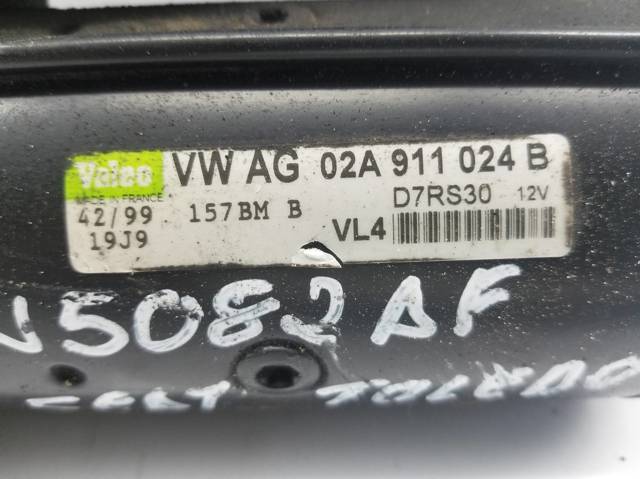 VAG 02A911024B Motor de arranque  disponible Lugo