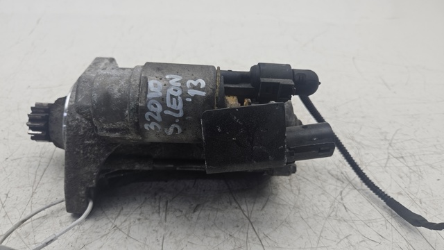 02E911023T VAG Motor de arranque  comprar en Jaén