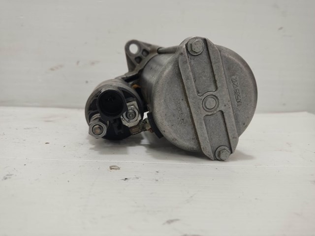 02E911024B Motor de arranque  en stock Castellón