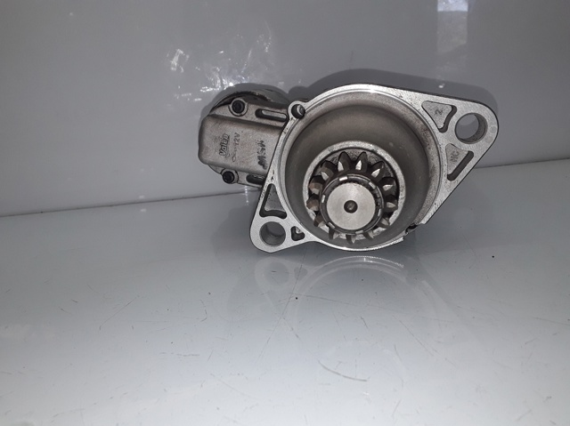 VAG 02M911021P Motor de arranque  disponible Valladolid