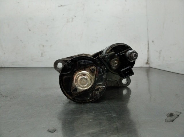 VAG 02T911023G Motor de arranque  en stock Salamanca