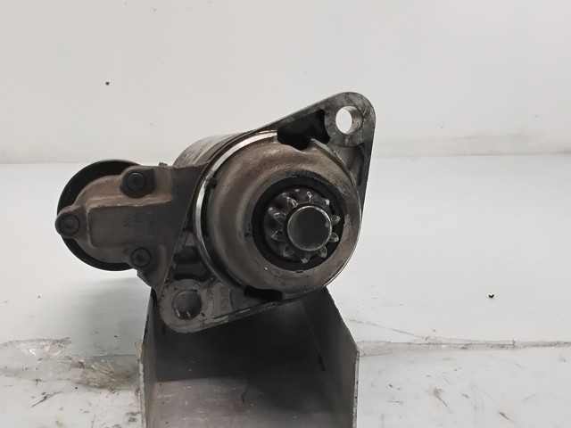 02T911023H Motor de arranque  disponible Málaga