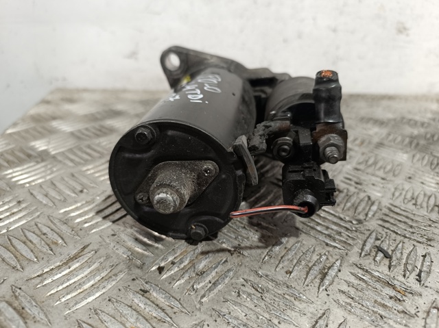 02T911024 VAG Motor de arranque  en stock Gandía