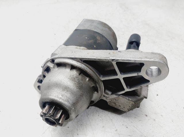 VAG 02T911024B Motor de arranque  disponible Valladolid