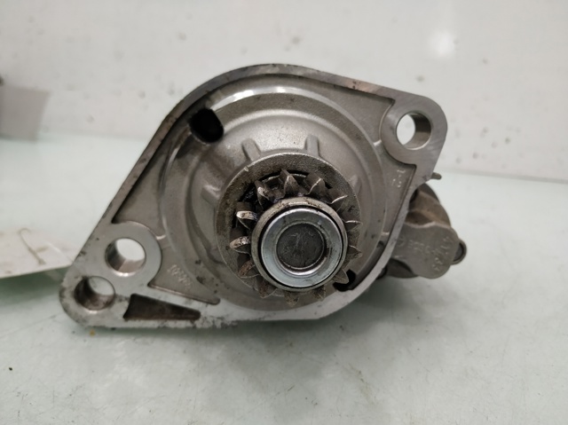 VAG 02Z911022C Motor de arranque  comprar en Ponferrada