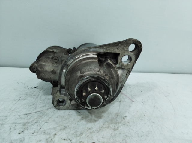 02Z911023E Motor de arranque  disponible Utrera