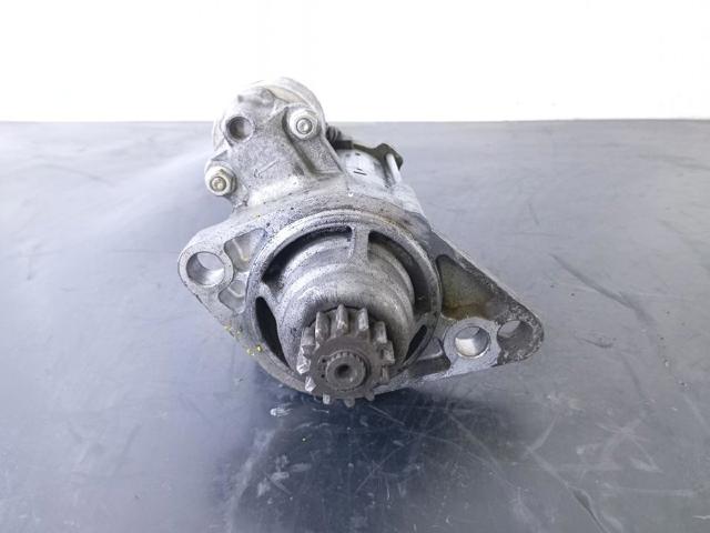 VAG 02Z911023M Motor de arranque  disponible Lugo