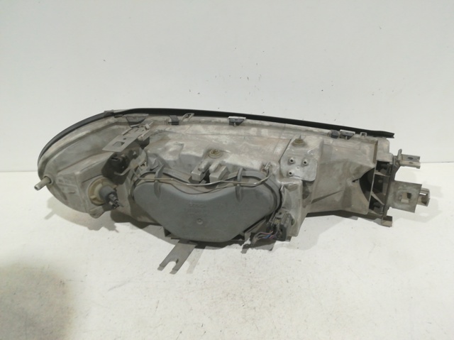 0301098205 FORD Faro izquierdo  en stock Córdoba