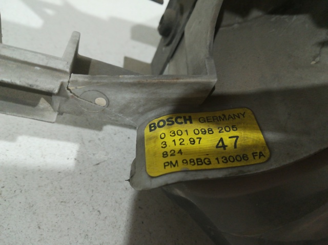 FORD 0301098205 Faro izquierdo comprar Tarragona