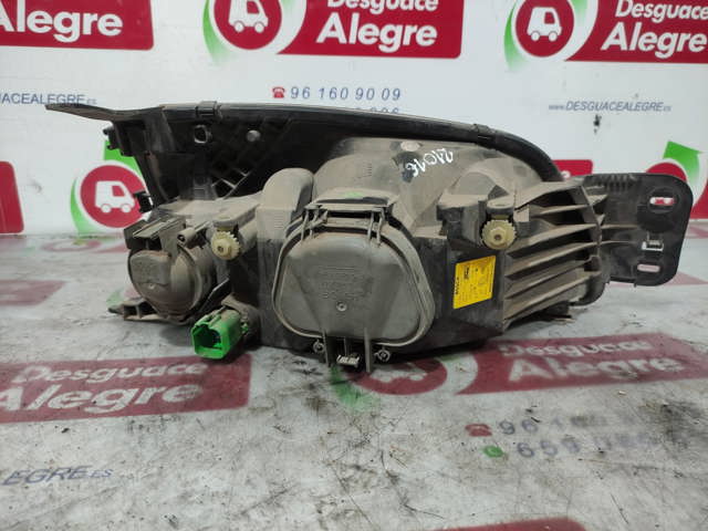 0301173301 FORD Faro izquierdo  comprar en Jaén