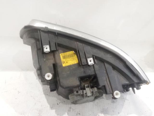 0301191302 Faro derecho  en stock Granada