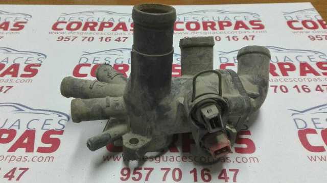 Caja del termostato 030121117L VAG